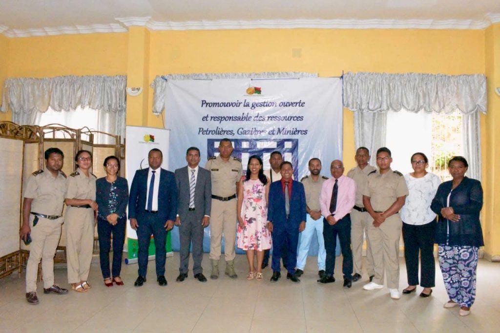 REGION HAUTE MATSIATRA : Vulgarisation du Code minier